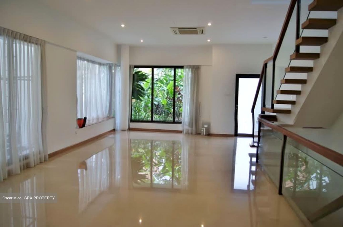 Lornie Road (D11), Terrace #596511891